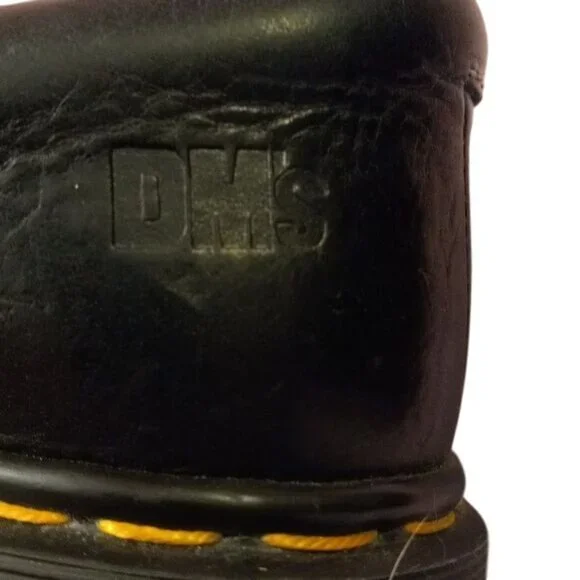Dr. Martens Size UK 8 US 9 Black Leather Lace-Up Casual Shoes Mens Chunky Y2K
